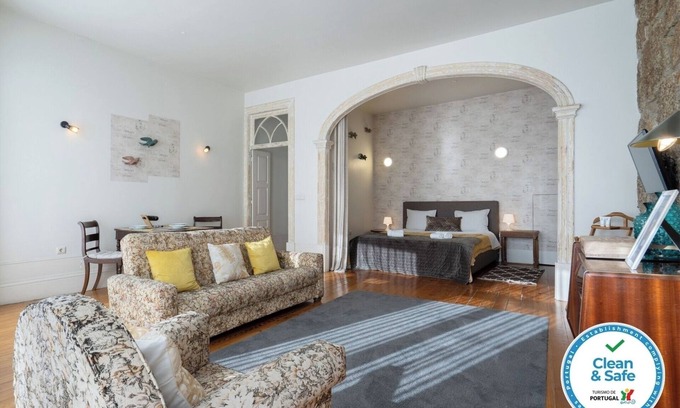 Boavista Apartamento | 3 Spacious Peaceful Flats w/ Jacuzzi and Garden