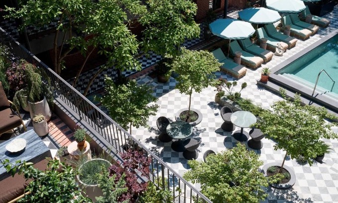 Fishtown Hotel | 3 Stylish One Bedroom King Suite at Anna & Bel – Walk to Dining & Museums