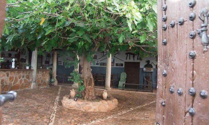 Orgaz Cabaña | 30 minutes from Puy de Fu! Ideal for groups and families.