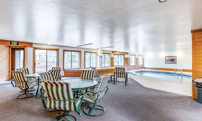 Mountain House Condominio | 309 Snowdance Manor 2 Bedroom Condo by RedAwning