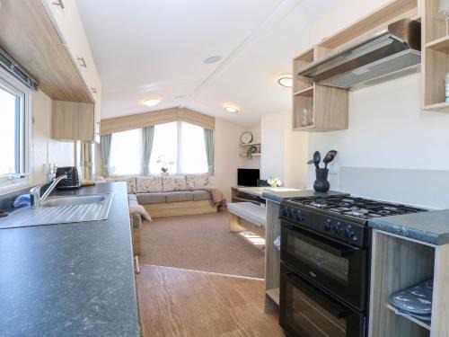 Hopton Casa | 31B Foxburrow Hang