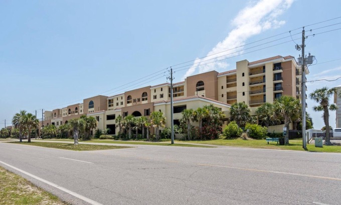 Dauphin Island Condominio | 320 Holiday Isle by ACP