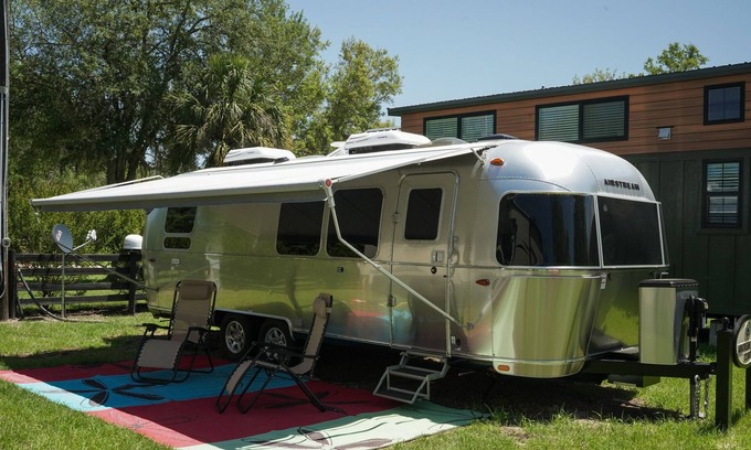 Bronson Casa | 35 minutes from both Gainesville and Ocala, 20 minutes from HITS
