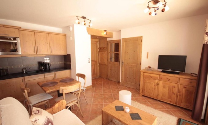 Bisanne 1500 Apartamento | A 350m de las pistas de esquí, Planta baja, vista panorámica, piscina, terraza, parking, tv