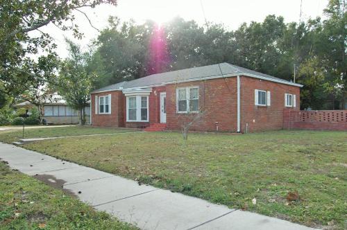 Biloxi Casa | 367 Porter Avenue