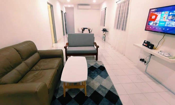 Kulai Villa | 3810 Corner Tmn Putri Kulai 3BR 10pax SingleStyHouse near kulai AEON, JPO