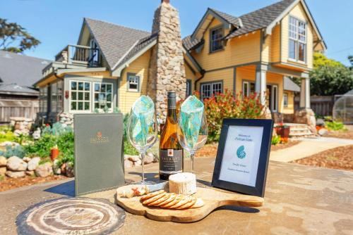 Pacific Grove Casa | 3922 Pelican Gate home