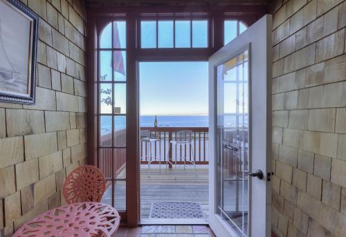 Pacific Grove Apartamento | 3946 Listen to the Waves townhouse