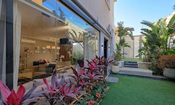 Sheikh Zayed City Apartamento | 3BD Apt. With Garden in 9th District