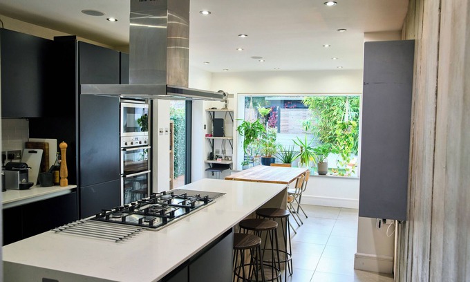 Bruce Grove Casa | 3bed mod Victorian Conversion + sun Filled Garden