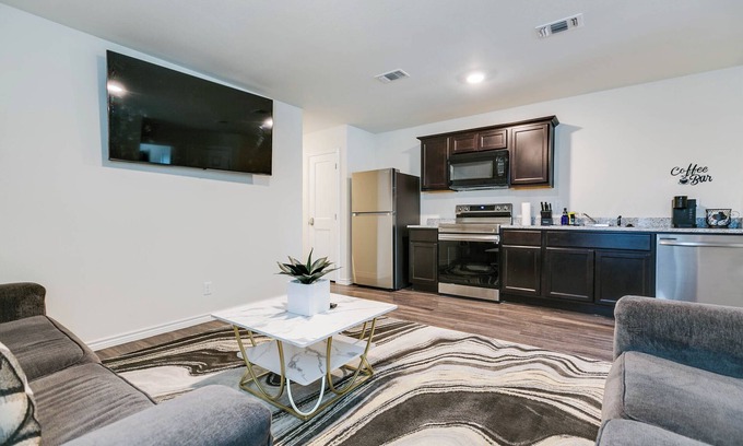 San Angelo Casa | 3BR Moments from Goodfellow AFB!