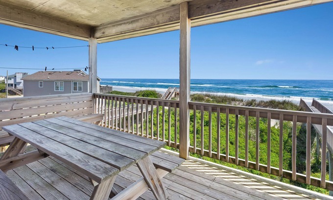 South Nags Head Casa | 3br Oceanfront Duplex, views, sunrise!