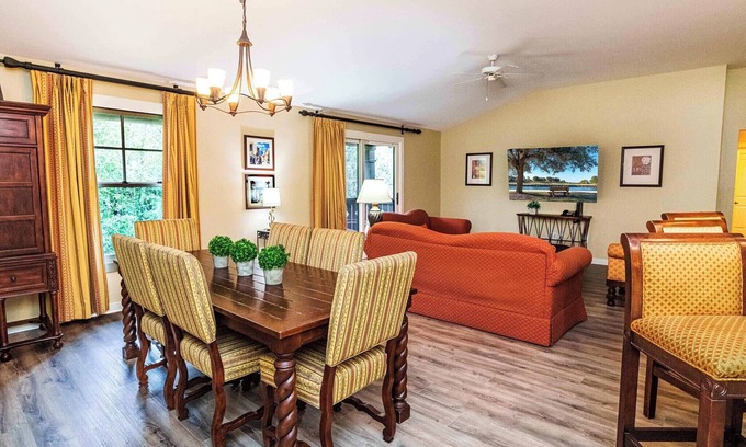 St. Augustine Condominio | 3BR Preserve view-in-law suite-balcony w/ preserve view-pool & hot tub