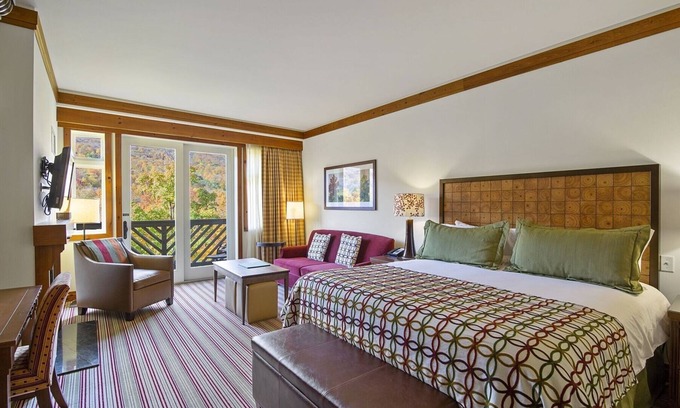 Stowe Area Apartamento | Stowe Mountain Lodge ¡Estudio en Ridgeline en el tercer piso con increíbles vistas de Mansfield!