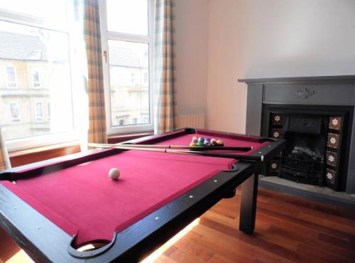 Paisley Apartamento | 4 Bed Apartment, Paisley - Near GLA Airport