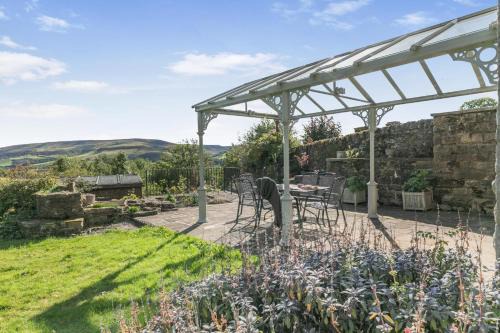 Hope Valley Casa | 4 Bed in Hope oc-w33409