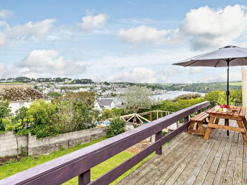 Polruan Casa | 4 Bed in Polruan 83574