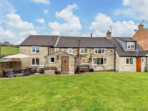 Leavening Casa | 4 Bed in York G0091