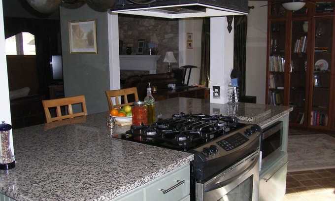 Parker Lane Casa | 4 dormitorios, 2. 5 Baño Pet-Friendly centro Casa, fácil acceso a IH35, Patio cercado