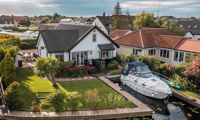 Irstead Cabaña | Alojamiento de 4 habitaciones en Wroxham