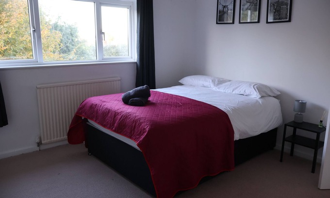 Barnt Green Casa | 4 bedroom cosy home in solihull