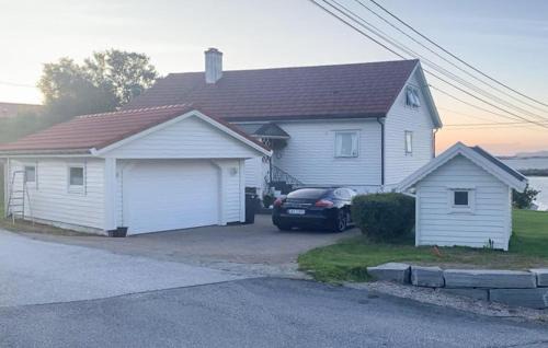 Askvoll Casa | 4 Bedroom Gorgeous Home In Atløy