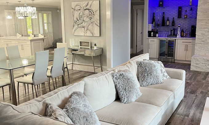 Roosevelt Casa | 4 Bedroom home with private pool on Golf Course Country Club