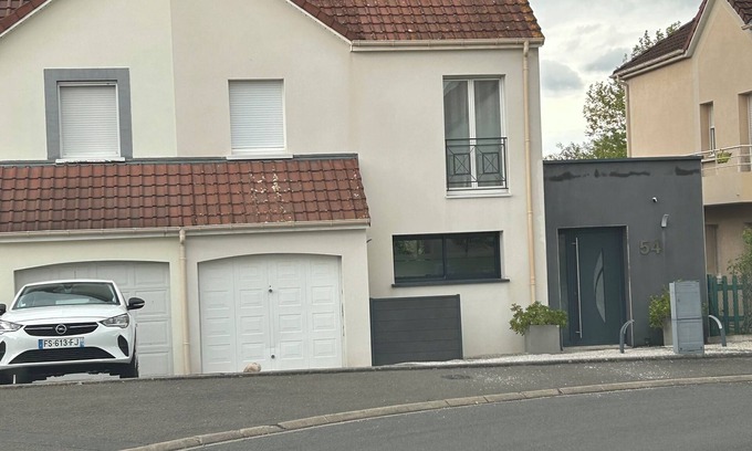 Heuze - Saint-Georges Casa | casa de 4 dormitorios, jardín y coche si es necesario
