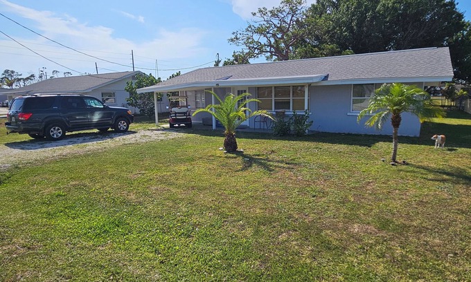 Grove City Casa | 4-bedroom house in charming Englewood with WiFi, AC. Relax and unwind