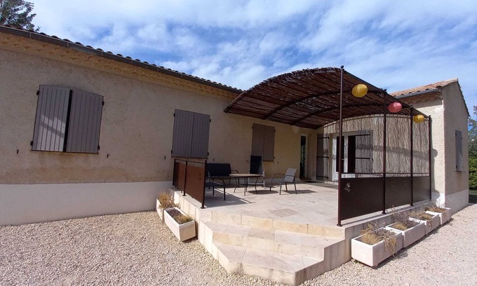 Entrechaux Casa | 4 Bedroom Private vacation home in Malaucène