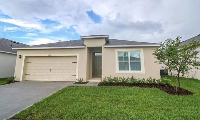 St. Cloud Apartamento | 4 Bedroom Single family 420554 by Houzlet