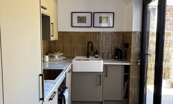 Leek Casa | Casa-Confortable-Baño privado-Vista a la Calle