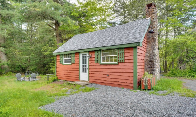 Blakeslee Cabina | 4 Mi to Big Boulder: 'The Cozy Cabin' on 8 Acres!