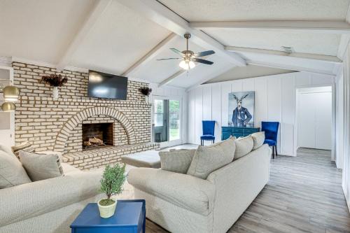 Lubbock Casa | 4 Mi to Texas Tech University Home with Patio!