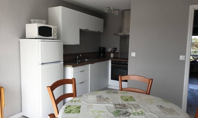 Sainte-Cecile-Plage Apartamento | 4 personas Apartamento de 1 dormitorio a 200 metros de la playa con vistas al mar