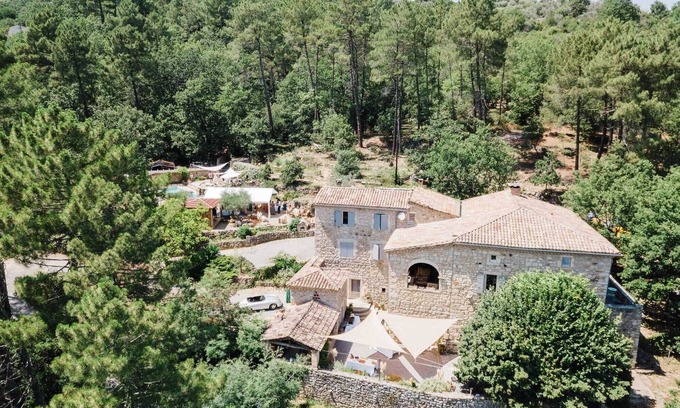Banne Casa | 4-person gîte, in a country house, in the heart of nature, swimming pool and jacuzzi