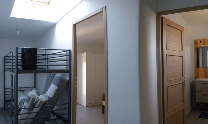 Charleval Apartamento | 4 - Rent apartment in LUBERON in PROVENCE 4 beds