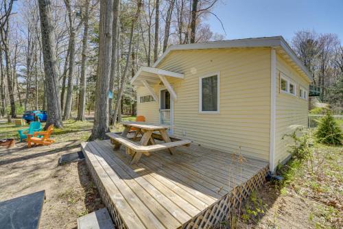 Muskegon Casa | 4-Season Gold Coast Cottage, 2 Mi to Winter Sports