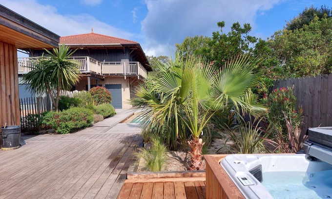 Vendays-Montalivet Casa | Casa de madera catalogada 4 * piscina climatizada, cerca de la playa del océano, capacidad para 10 a 14