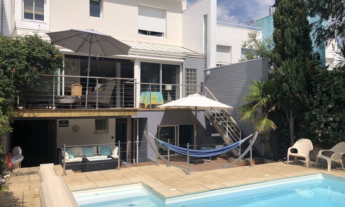 Bourgenay Chalet De Esquí | A 400m de la playa - Casa para 8 con piscina