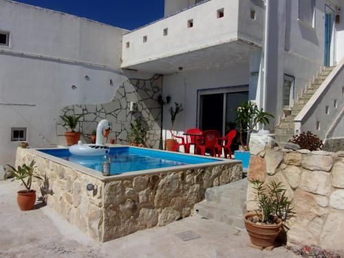 Sitia Apartamento | 45m2 apartment on the ground floor with terrace and private pool on the terrace