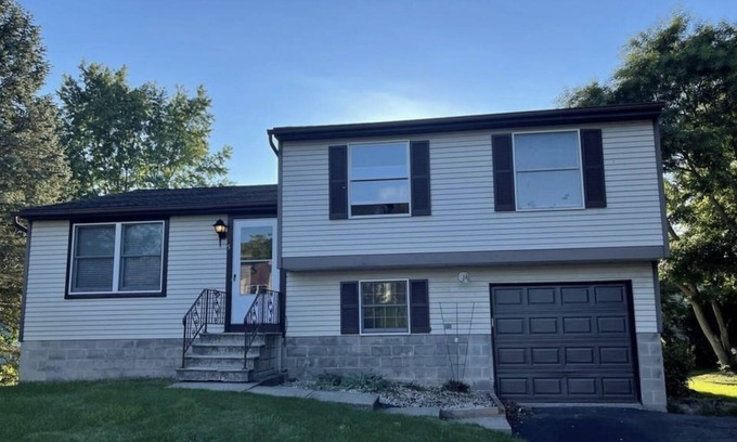 West Henrietta Casa | 4b2b house with new renovation 6mins drive to RIT