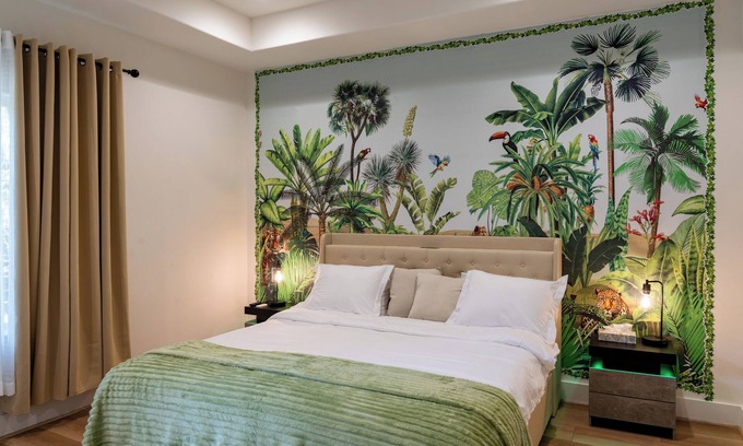 OST - South Union Casa | 4BR Fun House in Houston w/Hot Tub, Grills & Games and more