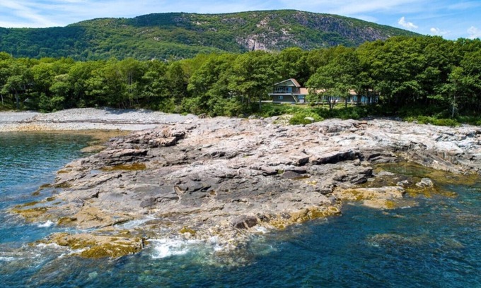 DownEast and Acadia Maine Casa | 4BR Oceanfront 0.5miles to Acadia [Schooners Edge]
