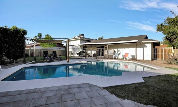 Tempe Casa | 4BR Tempe Home w/Pool Heating Option Available!