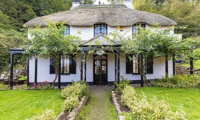 Babbacombe Casa | 5 Bed - Rose Cottage