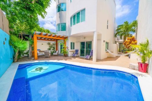 Centro de Cancún Villa | 5 Bedroom Modern Villa with Private Pool - Great Location