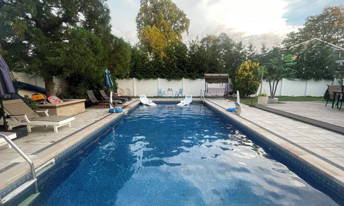 Jericho Casa | 5 Bedroom Ryder Cup home. 13 minutes. 9 miles to Ryder Cup.