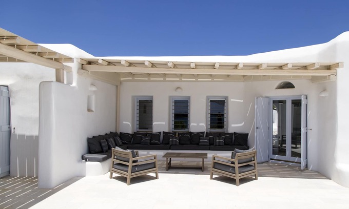 Santa Maria Villa | SAND Villa con vistas al mar y piscina | The SAND Collection Villas