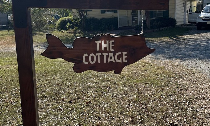 Donalsonville Casa | 5⭐️great weekend find relax on natures waterfront sunset🌅 🎣Hottub covered dock